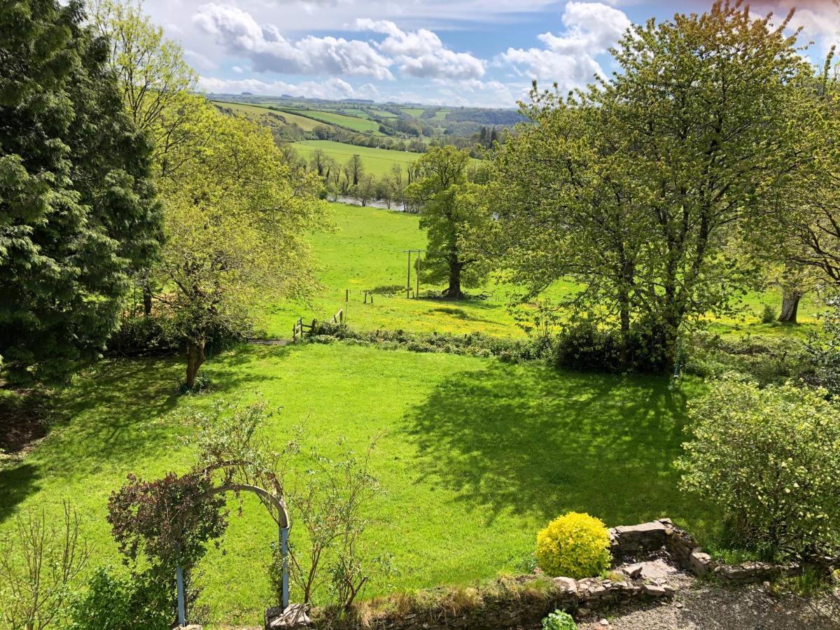 Stables Cottage, Idyllic Location Stunning Views Llandysul エクステリア 写真